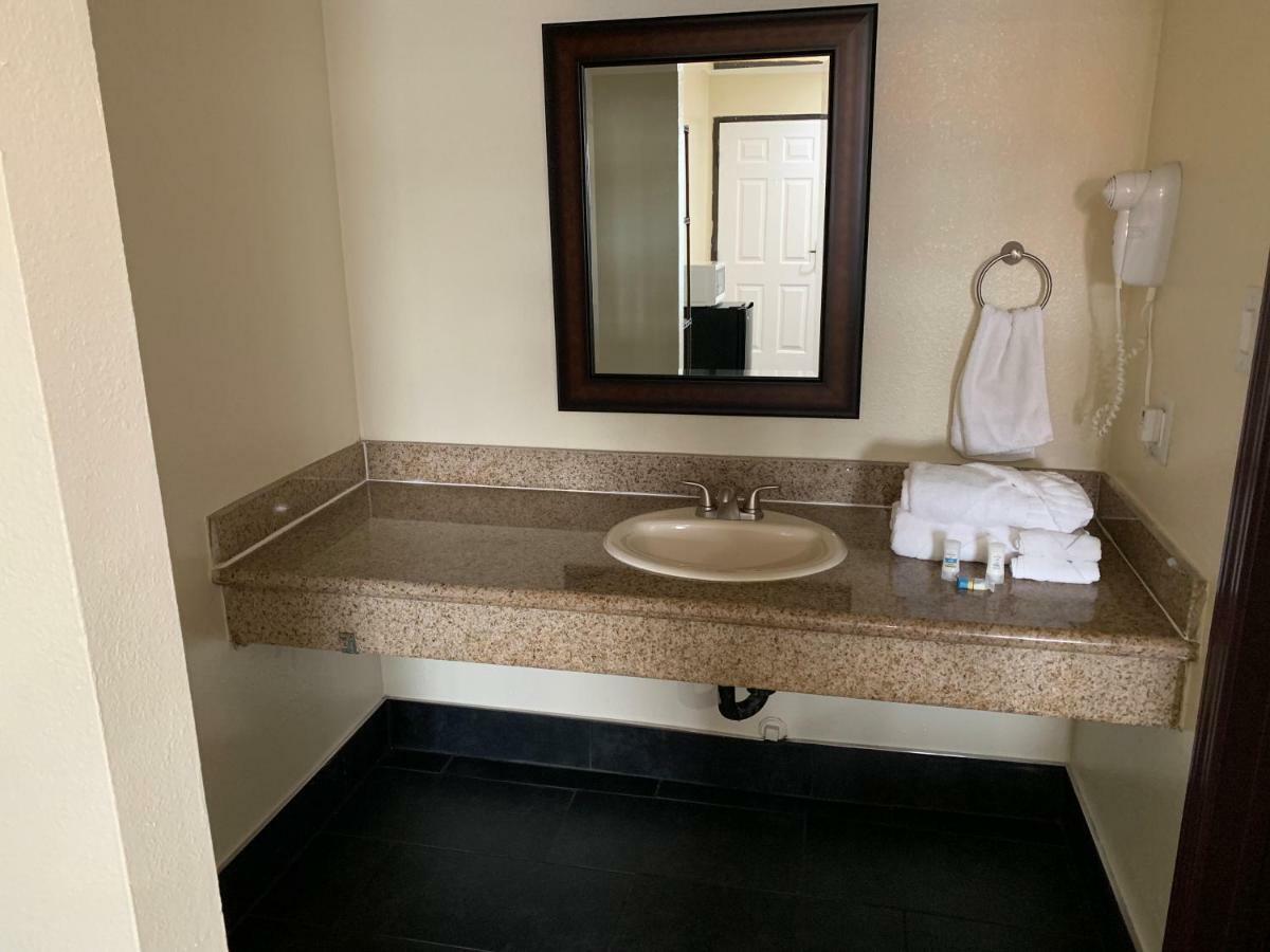 לוס אנג'לס Panorama Motel מראה חיצוני תמונה