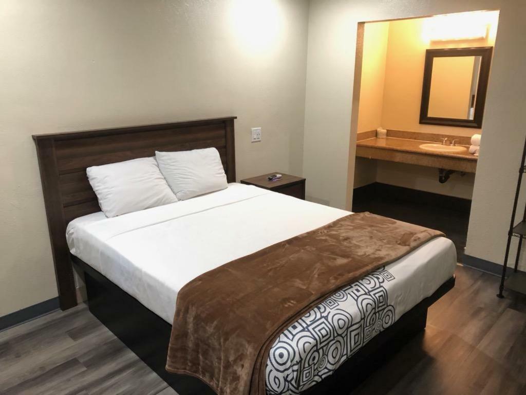 לוס אנג'לס Panorama Motel חדר תמונה